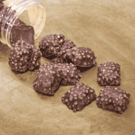 Choco Crispy croustillant chocolaté proposé par Le Cygne Bleu à Golbey, Vosges.