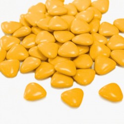 Dragées cœur chocolat orange abricot pour décoration chaleureuse de mariage