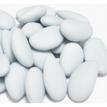 Dragées amande bleu ciel parfaites pour baptême garçon ou thème pastel