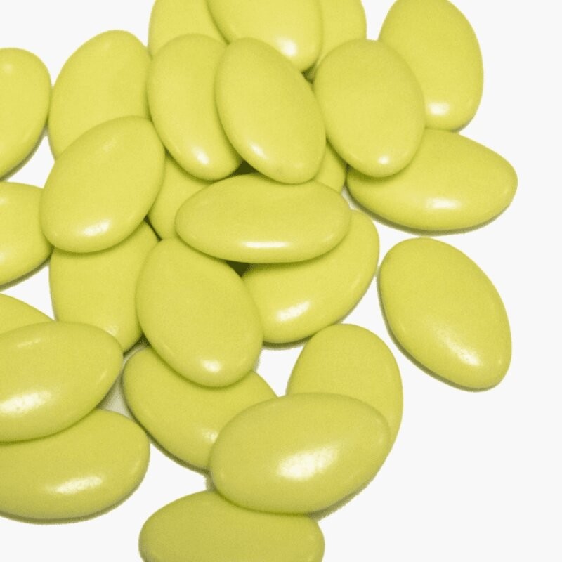 Dragées chocolat vert anis pour décoration fraîche, disponibles chez Le Cygne Bleu à Golbey